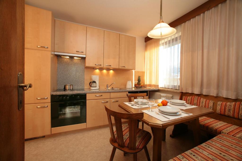 Appartement Lackner Zell am See Zimmer foto